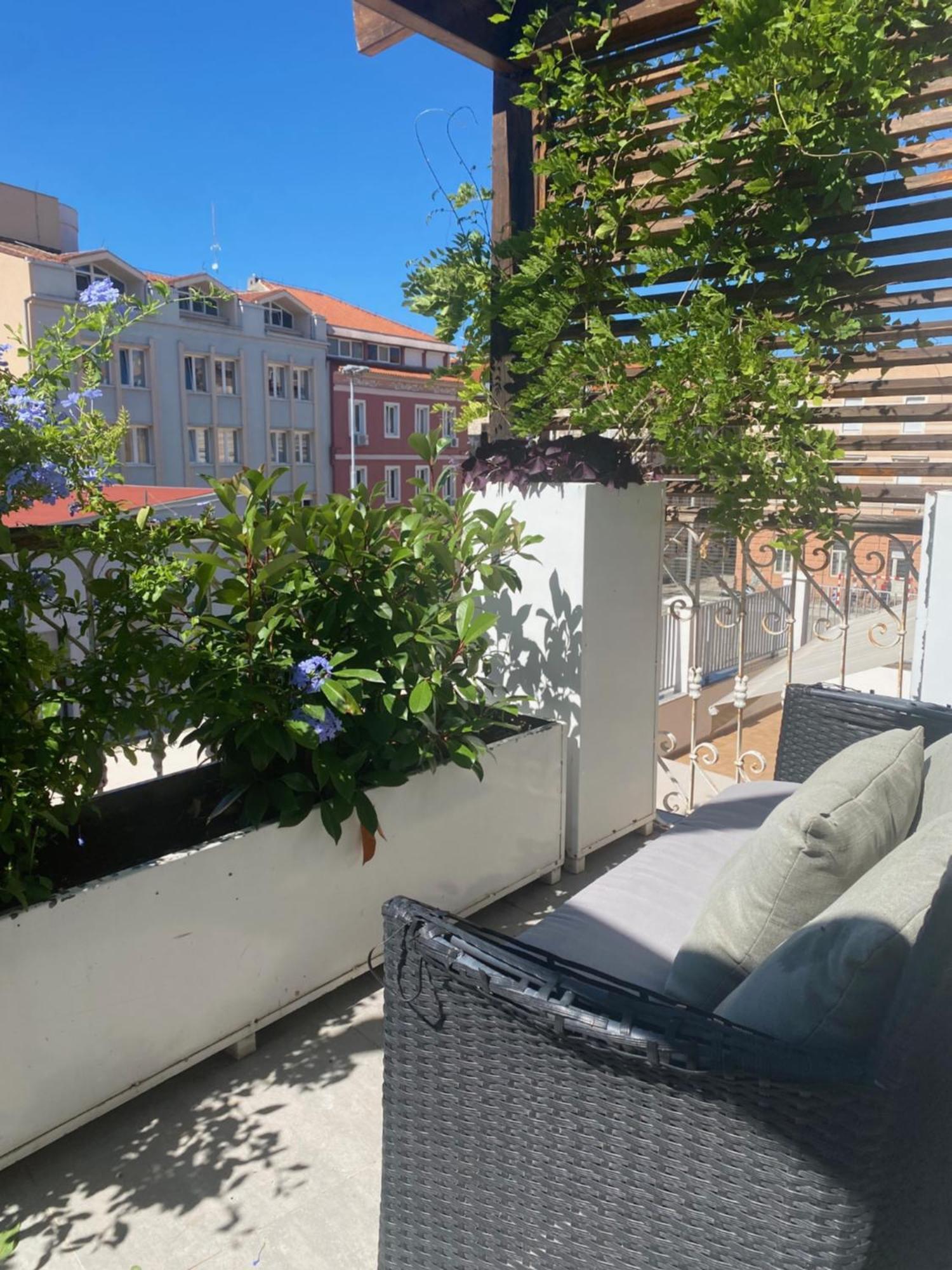 Appartment In Center With Parking Пула Екстериор снимка