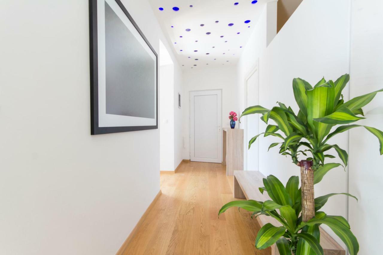 Appartment In Center With Parking Пула Екстериор снимка